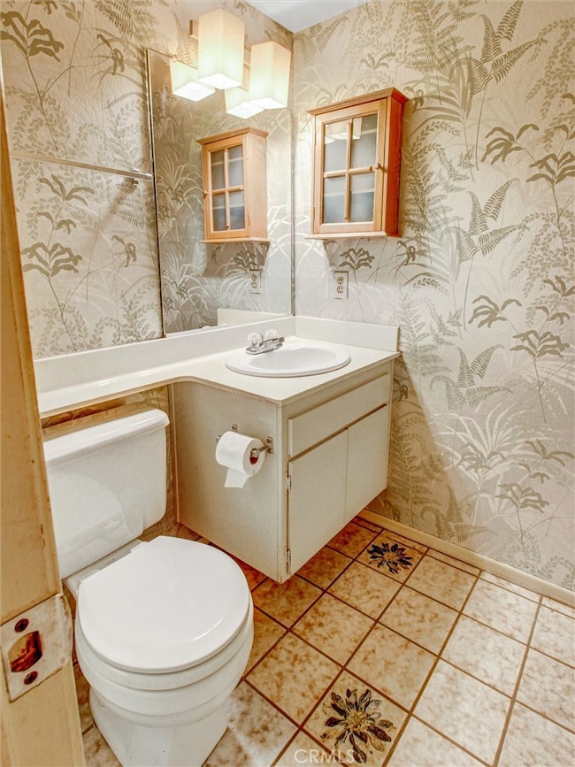 2710 W Segerstrom Ave unit D, Santa Ana, CA 92704 - photo 5