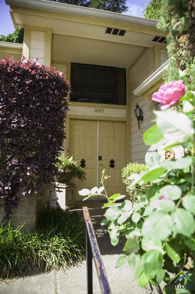 1685 Eaglewood Dr, Tyler, TX 75703 - photo 2