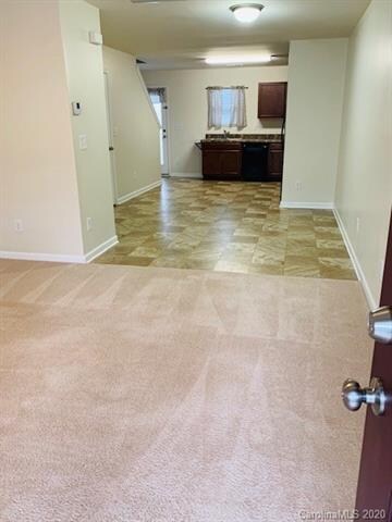 827 Chevelle Dr, Statesville, NC 28677 - photo 4