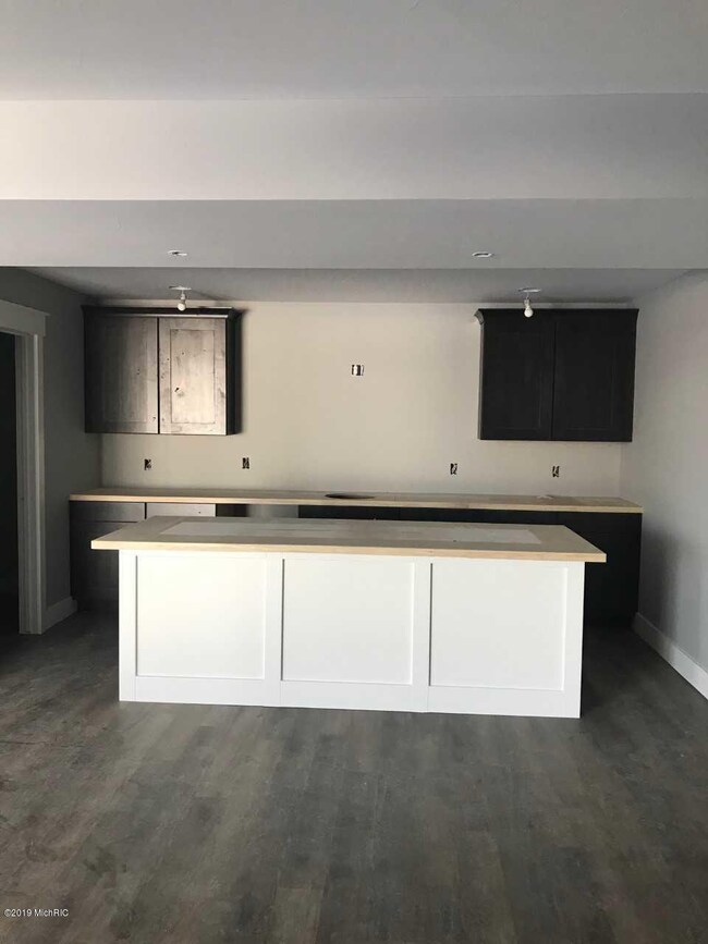 3315 Conrail Dr unit 195, Byron Center, MI 49315 - photo 4