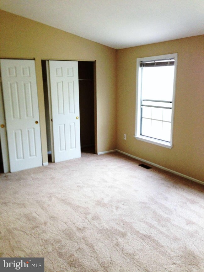 5 Hamlet Dr, Owings Mills, MD 21117 - photo 5