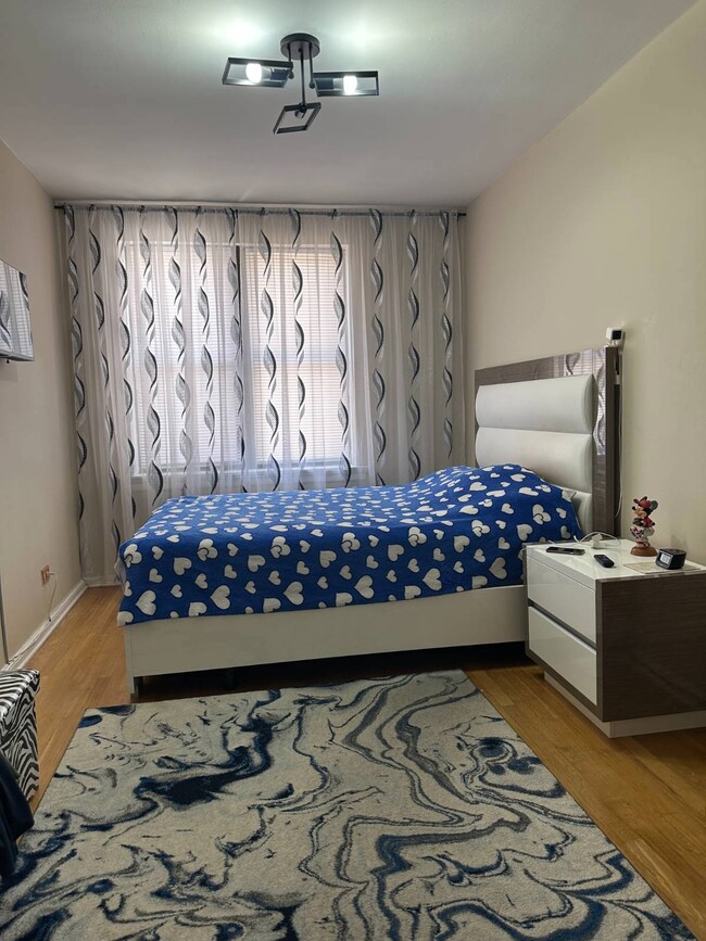 2620 E 13th St unit 4D, Brooklyn, NY 11235 - photo 5