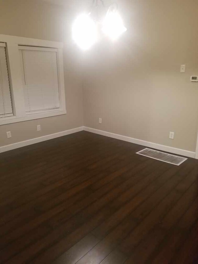 803 Gordon St, Chickamauga, GA 30707 - photo 2