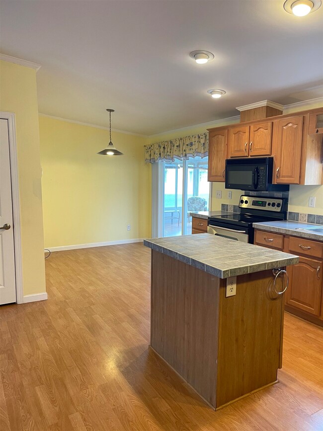 3 Temple Dr, Rochester, NH 03868 - photo 5