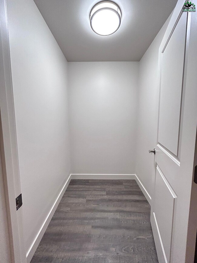 Kitchen Pantry