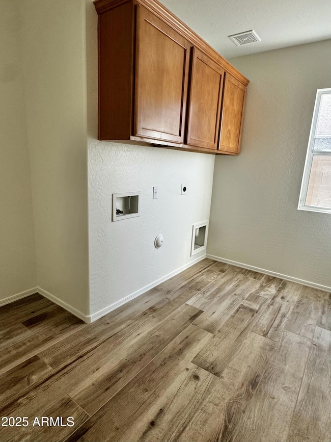 11627 W Hackbarth Dr, Youngtown, AZ 85363 - photo 4