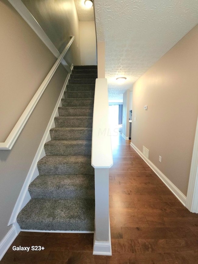 6683 Lagrange Dr unit 47B, Canal Winchester, OH 43110 - photo 7