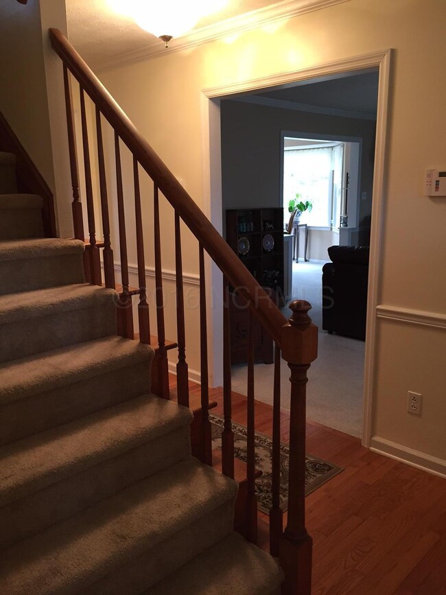 additional foyer