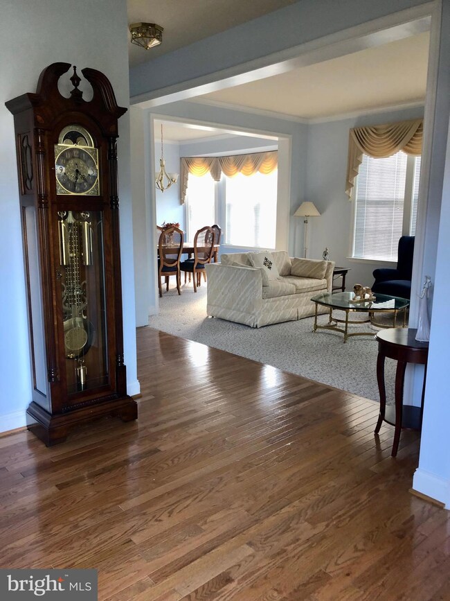 13240 Fieldstone Way, Gainesville, VA 20155 - photo 4