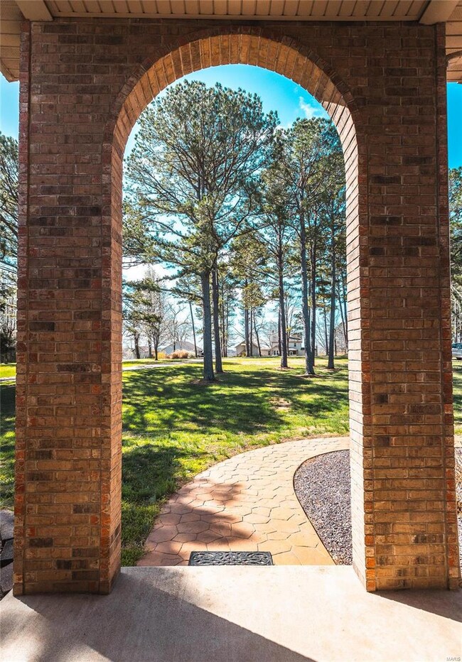 Views in the front and back both!