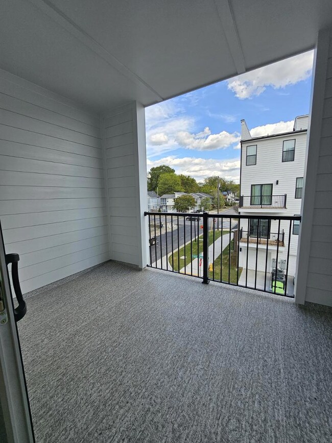 1202 Coach Station Aly unit 201, Raleigh, NC 27601 - photo 7