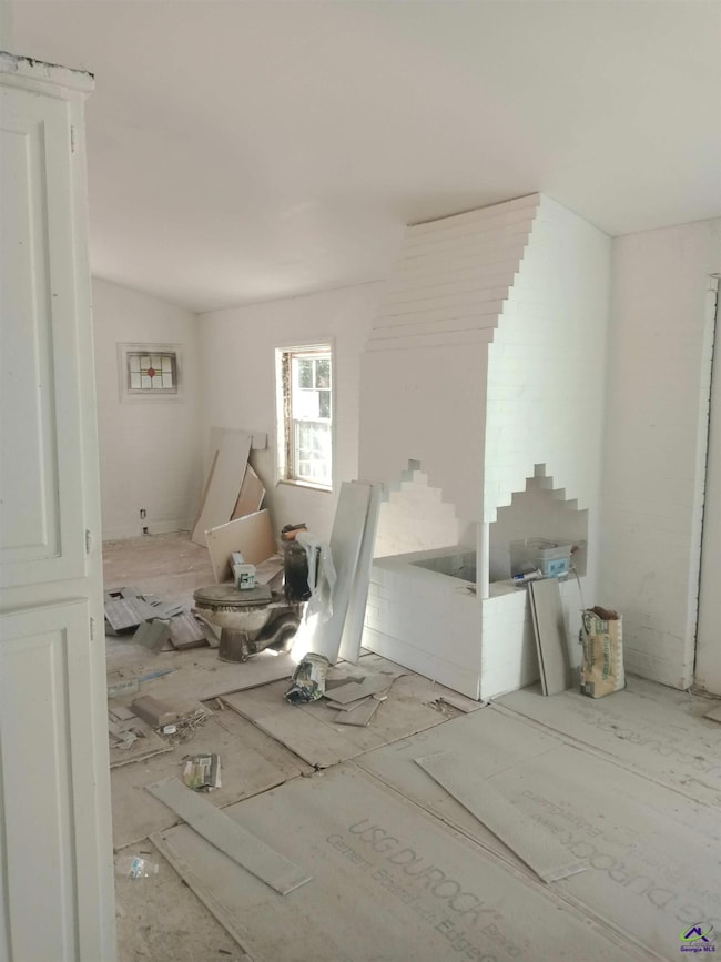 676 Pierce Ave, Macon, GA 31204 - photo 4