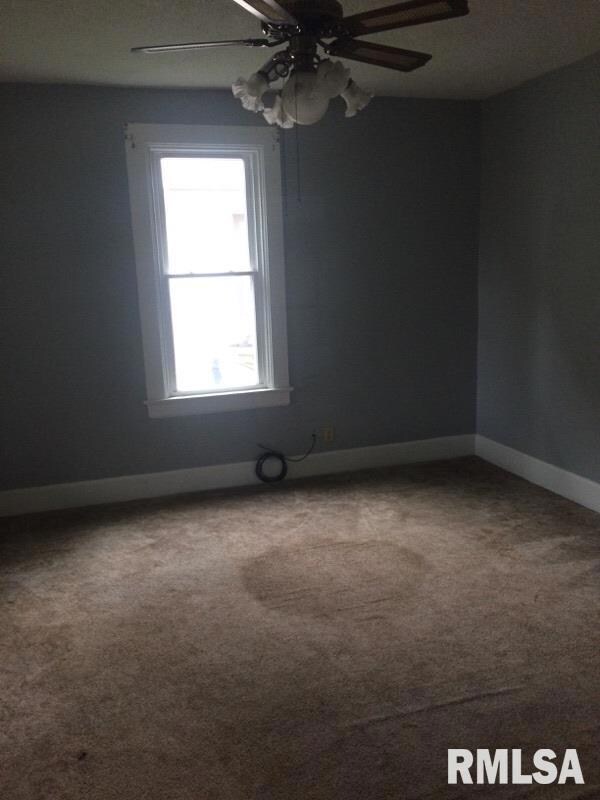 912 W 16th St, Davenport, IA 52804 - photo 6