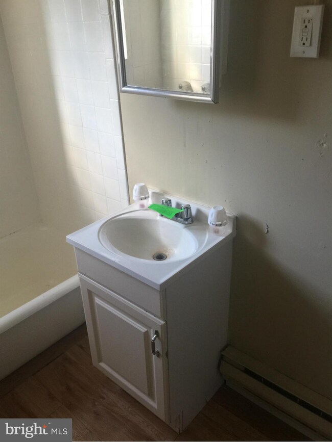 87 S Kossuth St, Baltimore, MD 21229 - photo 6