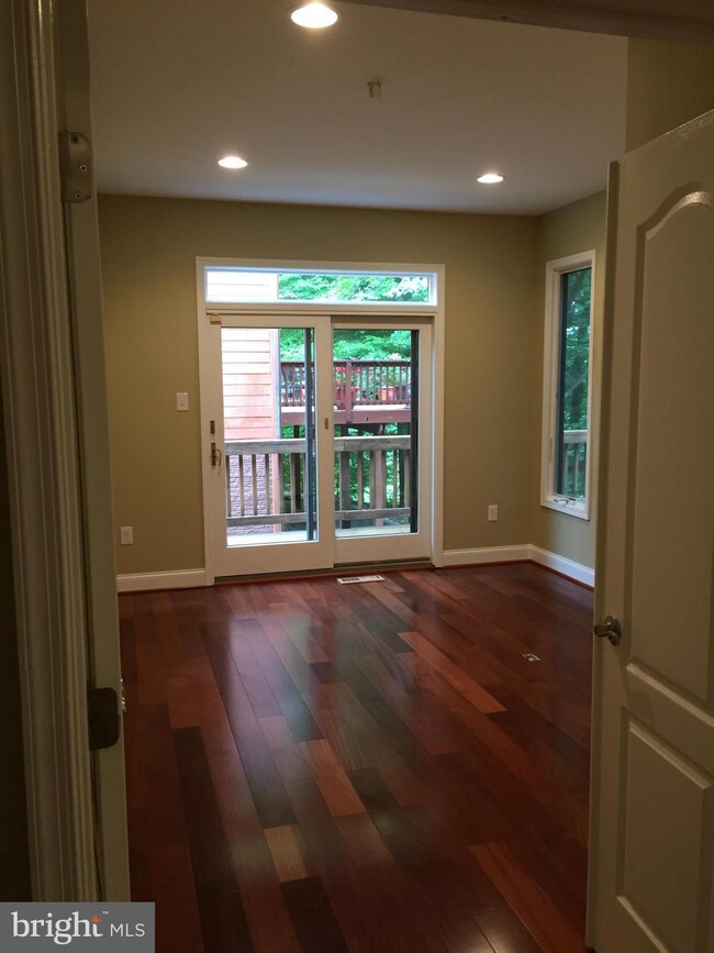 2711 Woodlake Rd, Bowie, MD 20721 - photo 6