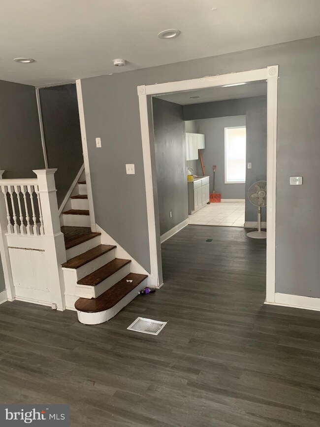 26 Leonard Ave, Camden, NJ 08105 - photo 5