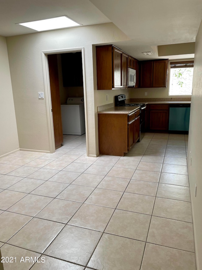 Eat in Kitchen