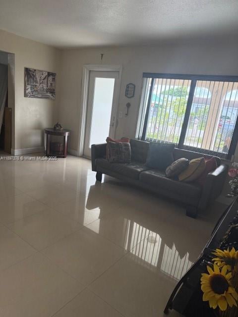 961 E 10th Place, Hialeah, FL 33010 - photo 6