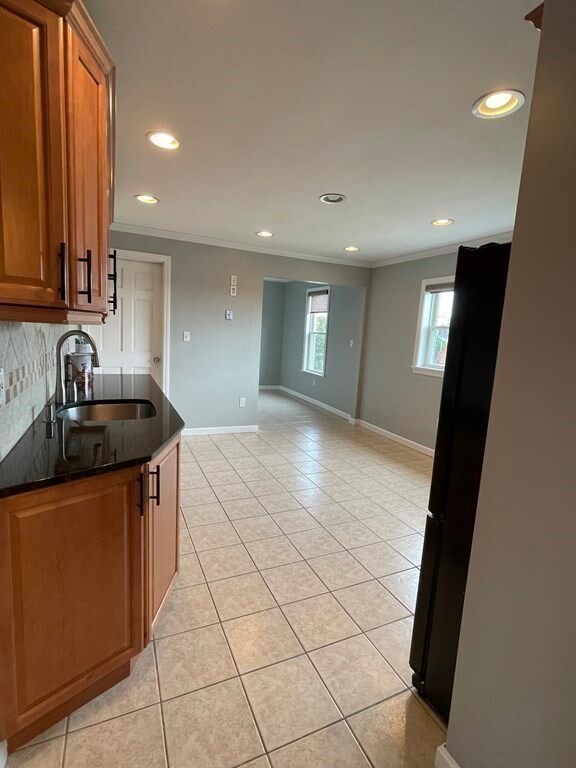 24 Elm St unit 3, Everett, MA 02149 - photo 5