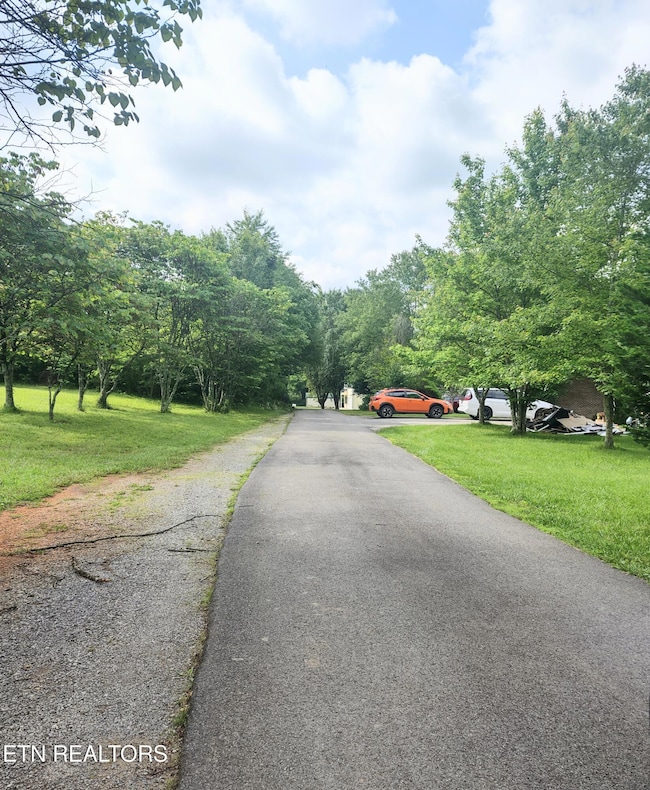 5516 W Emory Rd, Powell, TN 37849 - photo 6