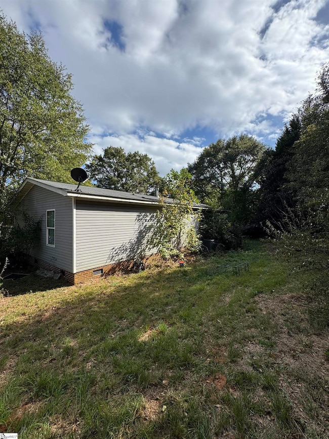 127 Ballentine Rd, Easley, SC 29642 - photo 3