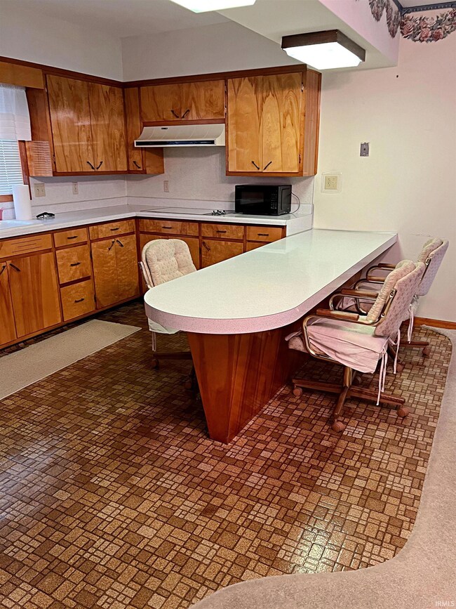 709 A St NE, Linton, IN 47441 - photo 5