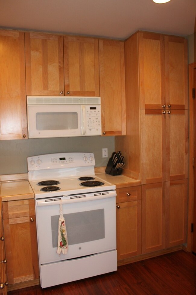 21311 76th Ave W unit 1, Edmonds, WA 98026 - photo 4