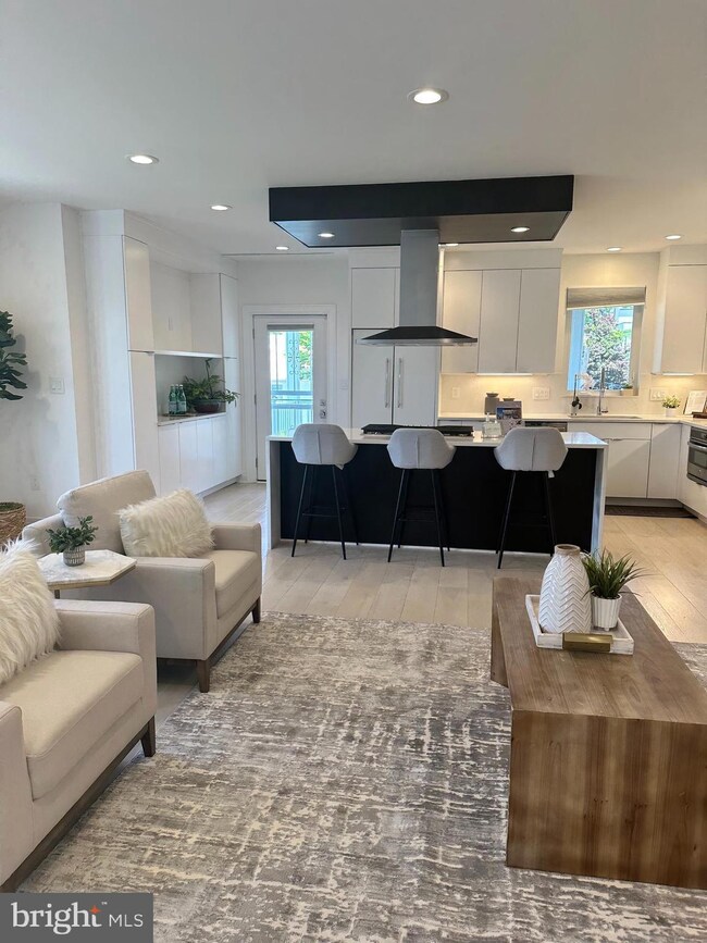 1435 Perry Place NW unit 2, Washington, DC 20010 - photo 6