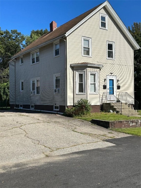 56 Monument St, Cranston, RI 02910 - photo 2