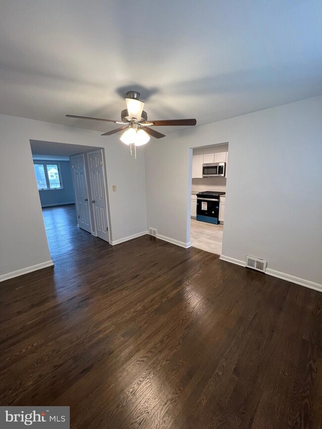 1243 Harshaw Rd, Brookhaven, PA 19015 - photo 7