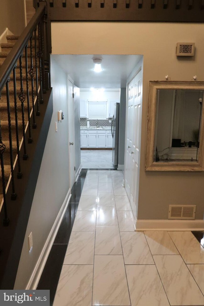 111 Crossing Way, Clementon, NJ 08021 - photo 2