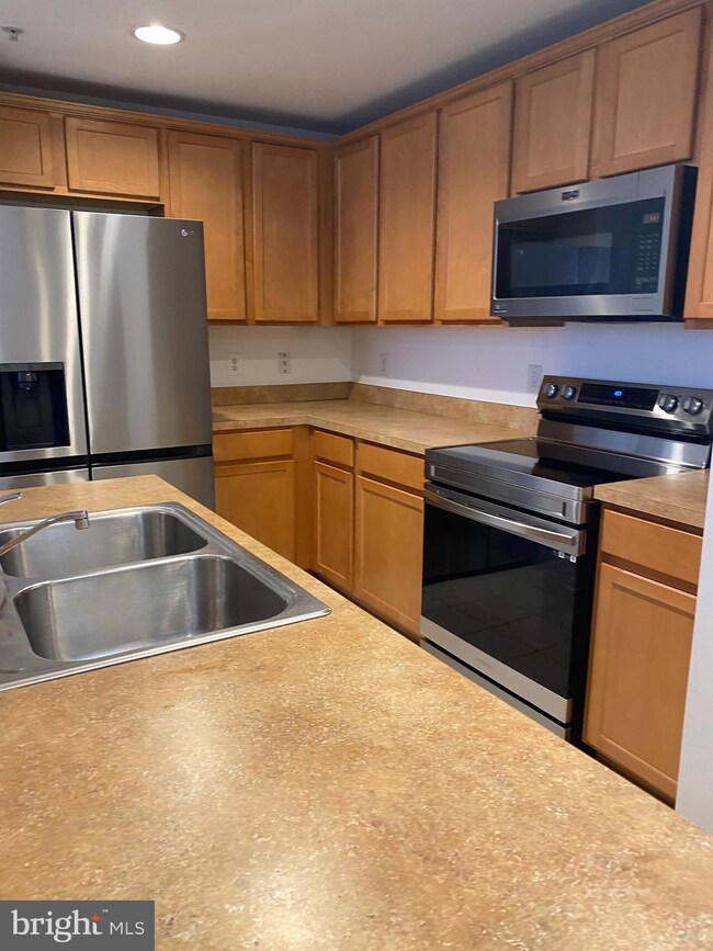 12250 Open View Ln, Upper Marlboro, MD 20774 - photo 6