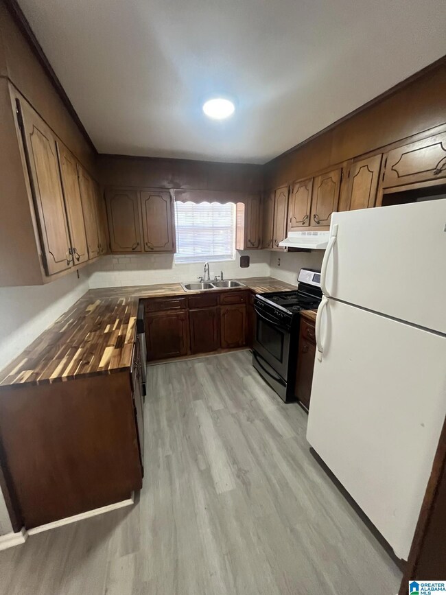 805 41st St N unit 805 Valley, Birmingham, AL 35212 - photo 6