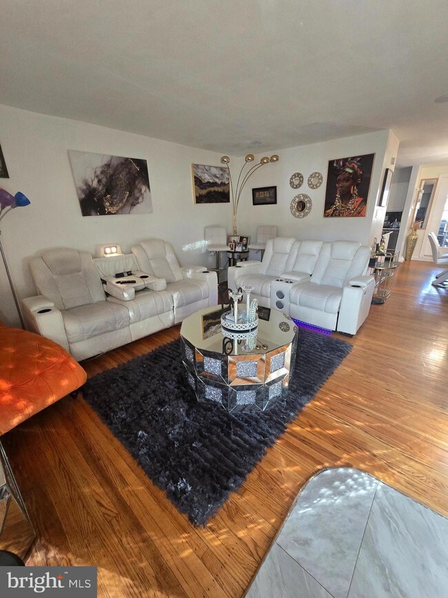 1107 Crestview Rd, Darby, PA 19023 - photo 3