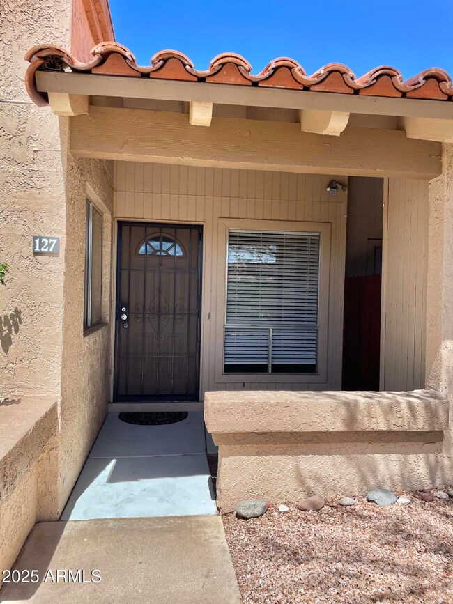 99 N Cooper Rd unit 127, Chandler, AZ 85225 - photo 2
