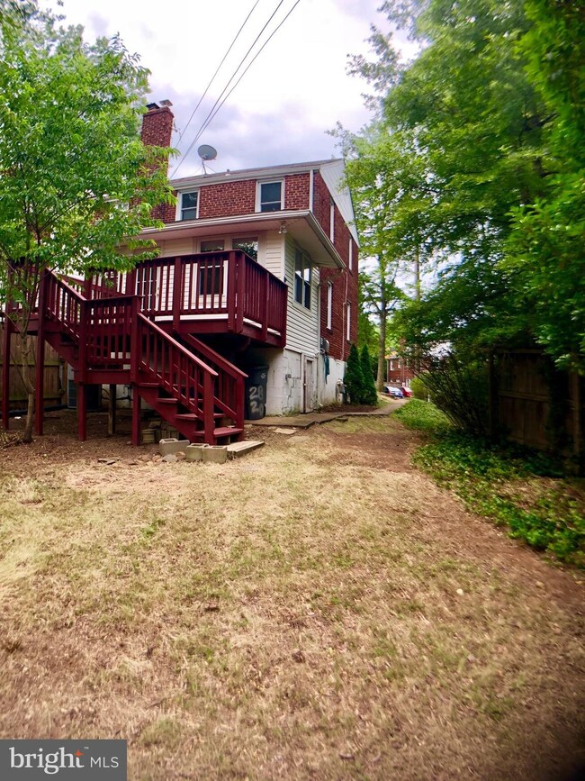 2820 Fort Dr, Alexandria, VA 22303 - photo 2