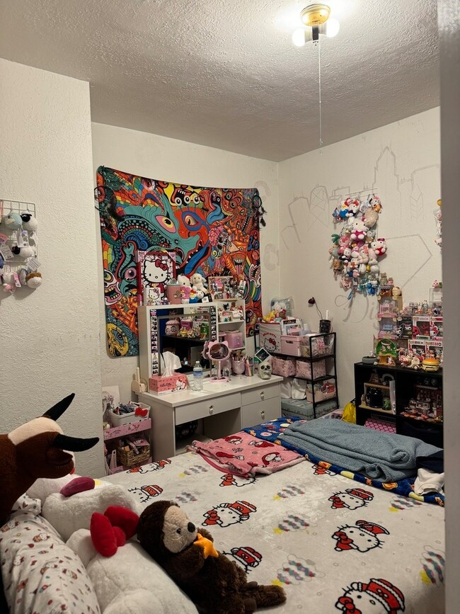 446 S Jackson St, Waukegan, IL 60085 - photo 4