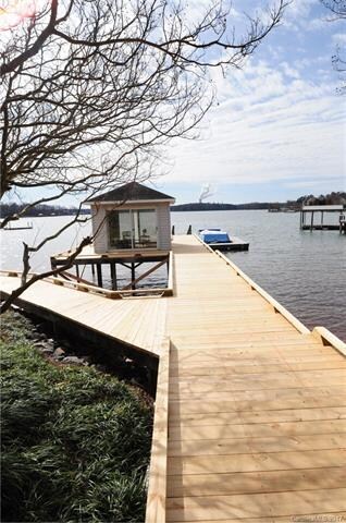 Large dock wrapping around the waterfront.
