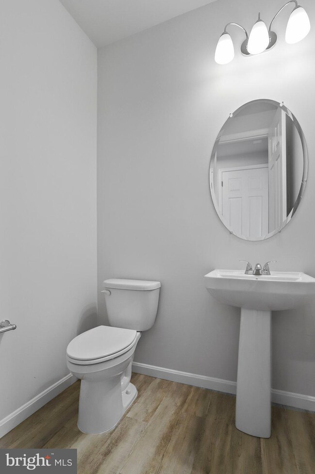 1522 Finch Dr, Chambersburg, PA 17202 - photo 7