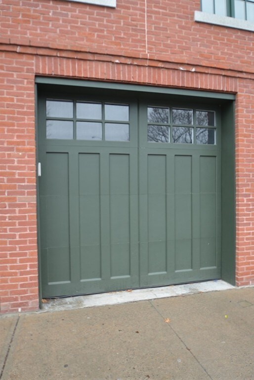 32 Strong Ave, Northampton, MA 01060 - photo 4