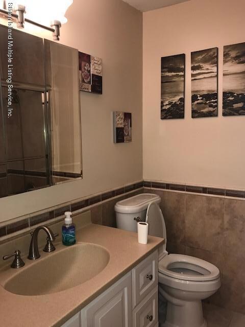 12 Hemlock Ct unit 134, Staten Island, NY 10309 - photo 6