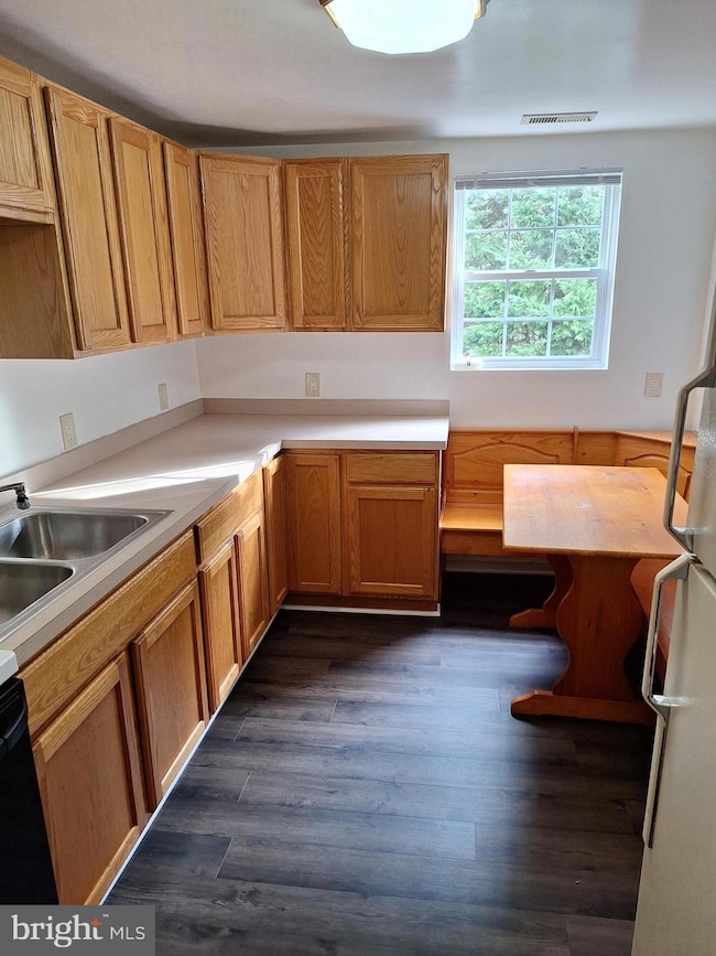 8281 Solomons Island Rd unit C, Owings, MD 20736 - photo 5