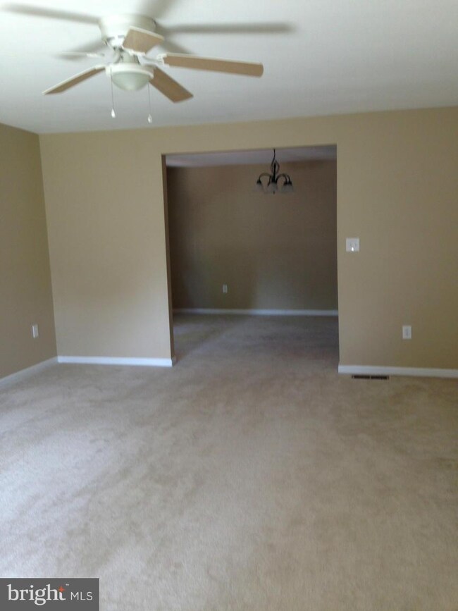 565 Eskimo Hill Rd, Stafford, VA 22554 - photo 7