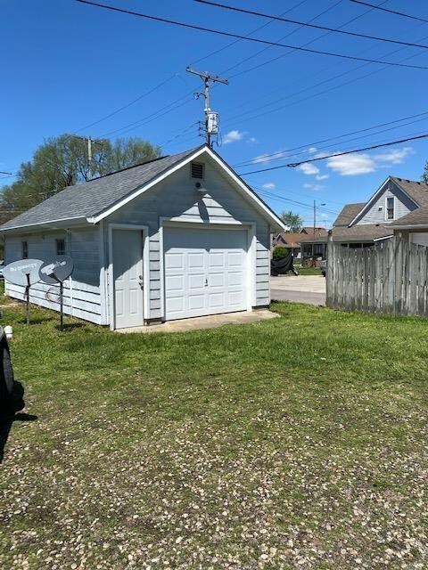 1637 Orinoco Ave, Columbus, IN 47201 - photo 2