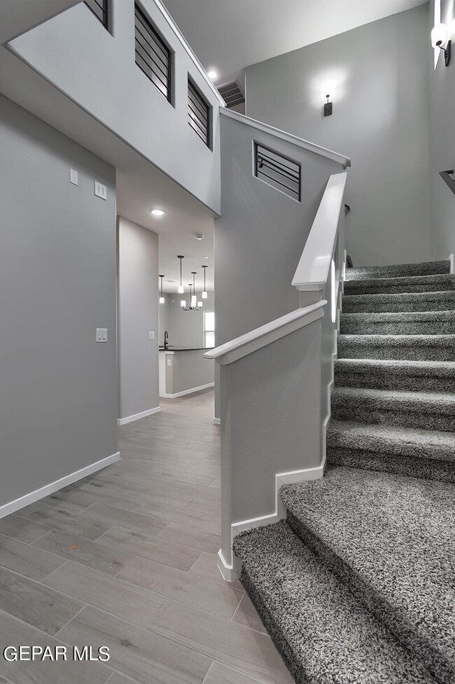 1092-Indigo Sky-Stairs