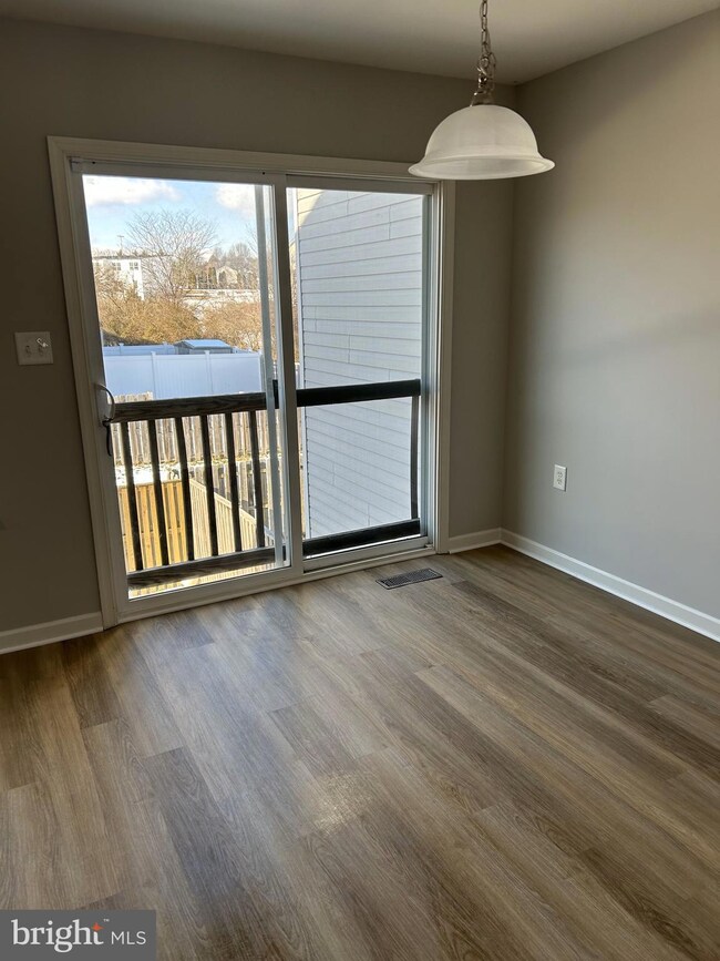 80 Lieutenant Ct, Bunker Hill, WV 25413 - photo 6