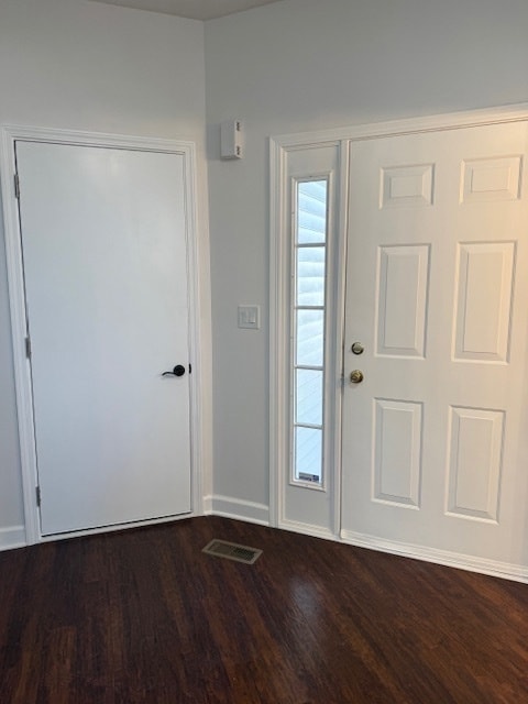 2122 Fulham Dr, Naperville, IL 60564 - photo 3