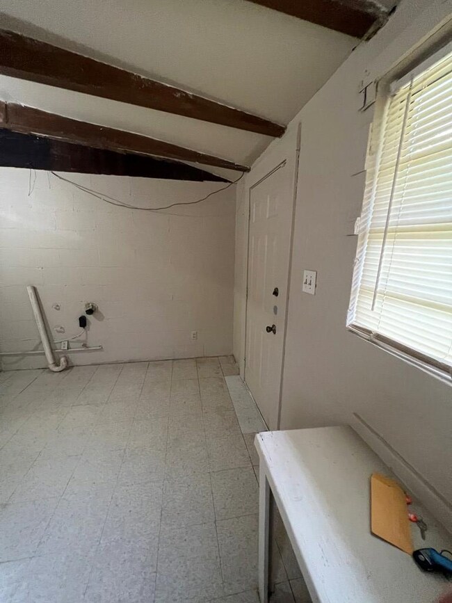 903 Riley St, Albany, GA 31705 - photo 7