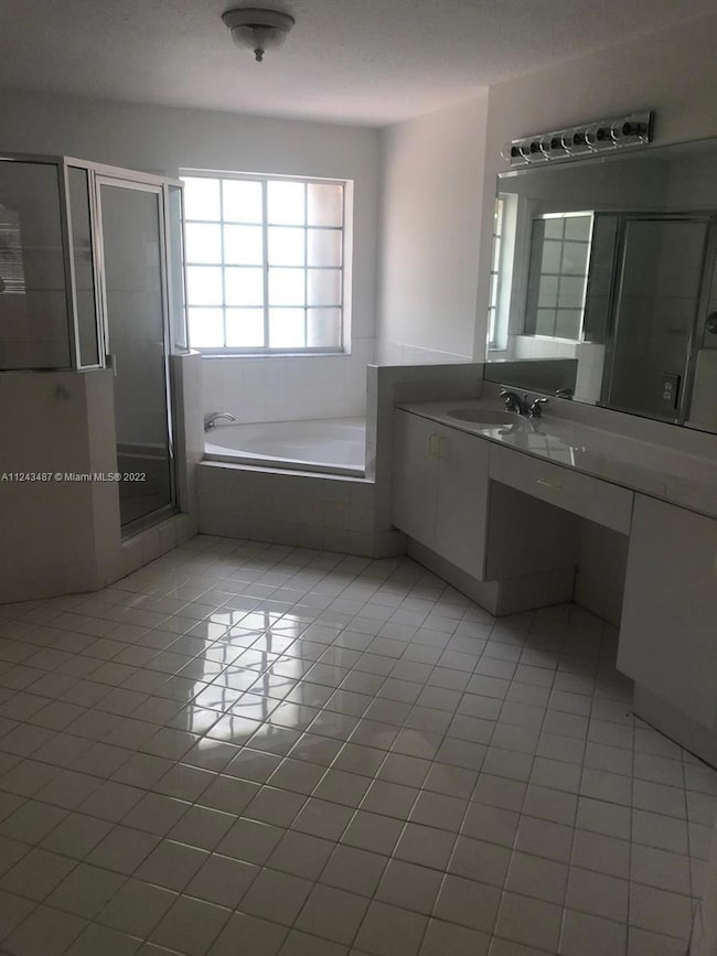 11365 NW 73rd Terrace, Doral, FL 33178 - photo 5