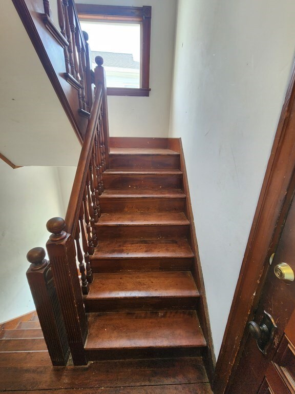 86 Florence St unit 3, Worcester, MA 01603 - photo 4